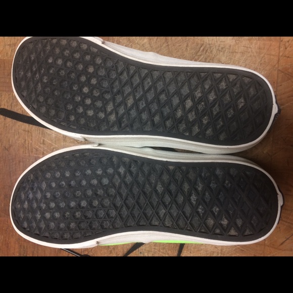 Vans - Picture 5 of 5